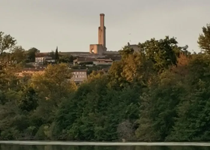 La Planque De L'eclusier *