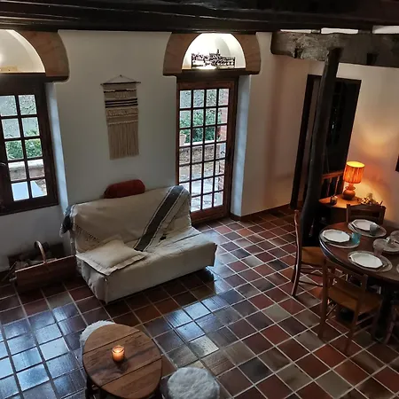 La Planque De L'eclusier