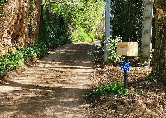 La Planque De L'éclusier Сasa de vacaciones